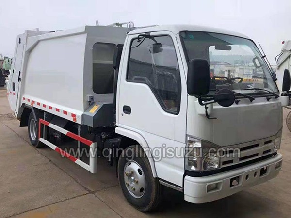 ISUZU 5m³ Garbage Compactor