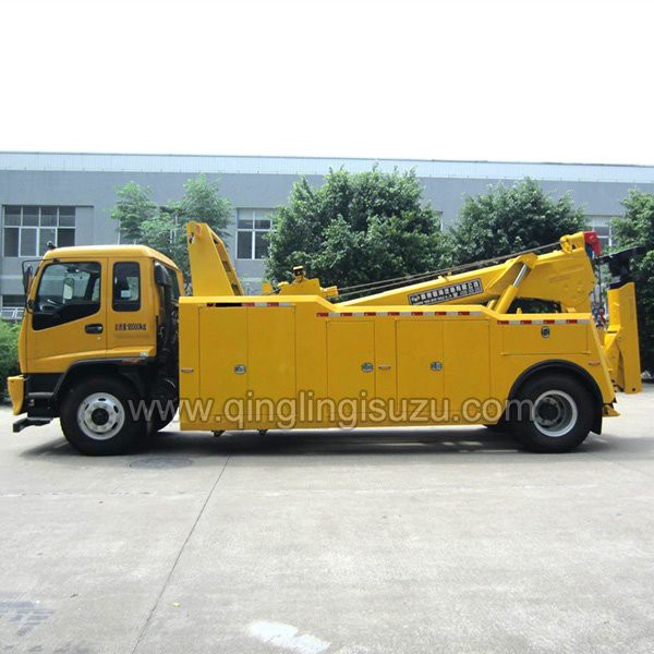 QINGLING ISUZU FVR 4x2 Wrecker Truck