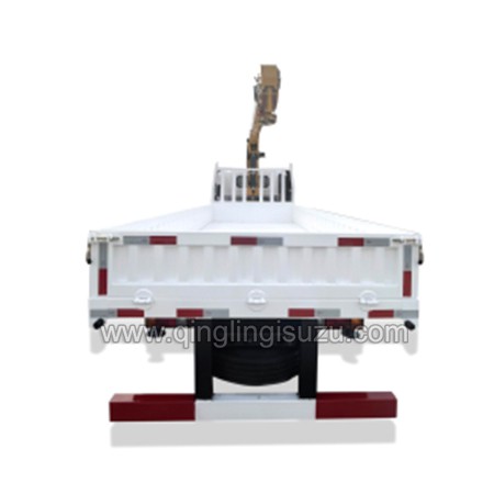 QINGLING ISUZU KV600 4x2 3 Tons Crane Truck