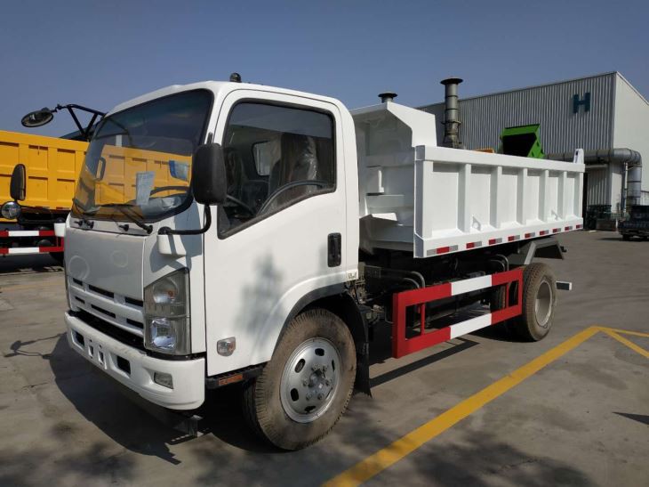 China Hot sale Dump Truck With  700P Chassis