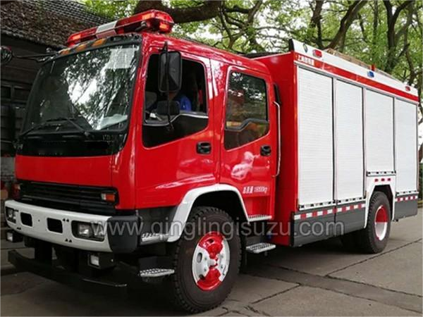 QINGLING ISUZU-FTR 4×2 Fire Fighting Truck(4000L Water+1000L Foam)