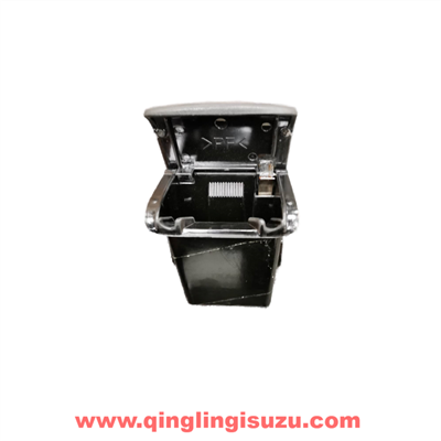 6107571-D17YZ Ashtray